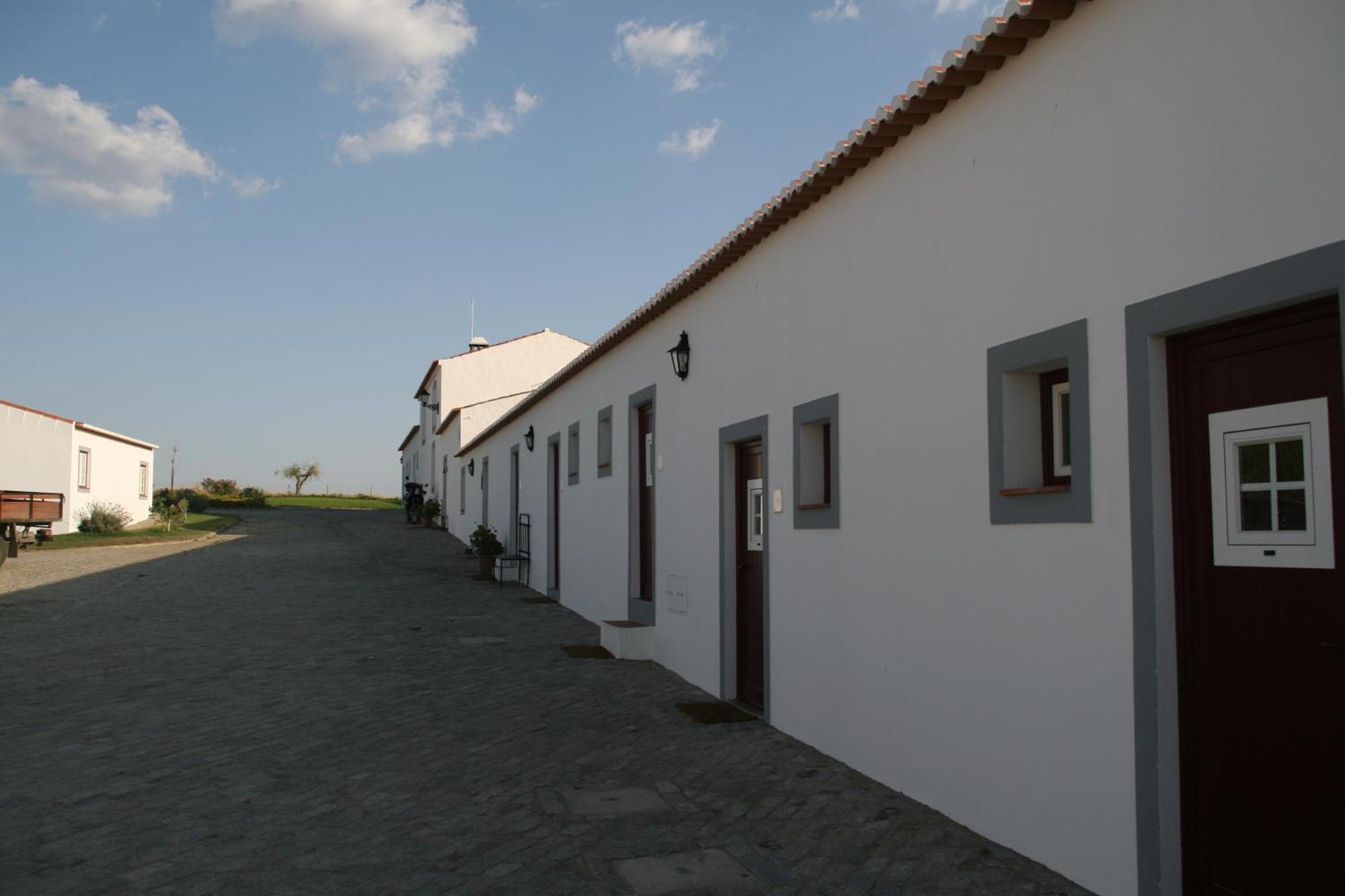 Monte Da Morena Agro-Turismo Serpa Exteriör bild