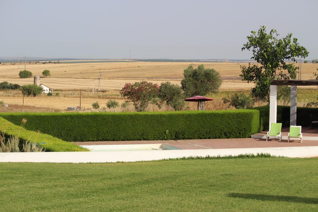 Monte Da Morena Agro-Turismo Serpa Exteriör bild