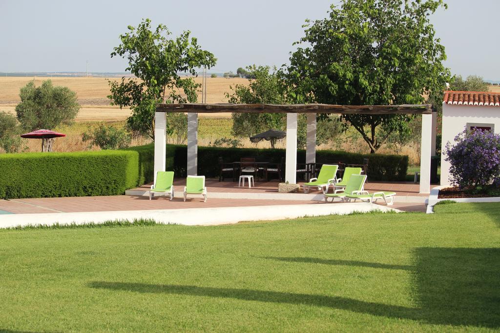 Monte Da Morena Agro-Turismo Serpa Exteriör bild
